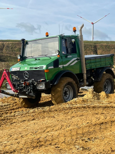 992a5245-85b0-42b7-8128-e7c0a61d16c2